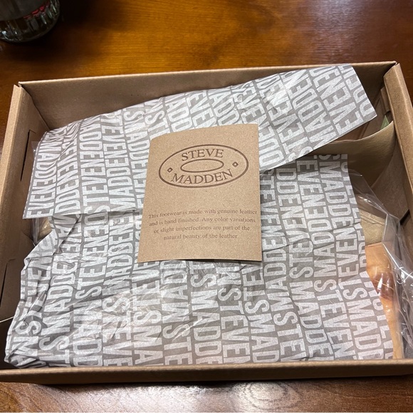 New Steve Madden Women Y2K Tan Hilde Suede Platform Mule Size 8.5 Tan Studded - Picture 3 of 15